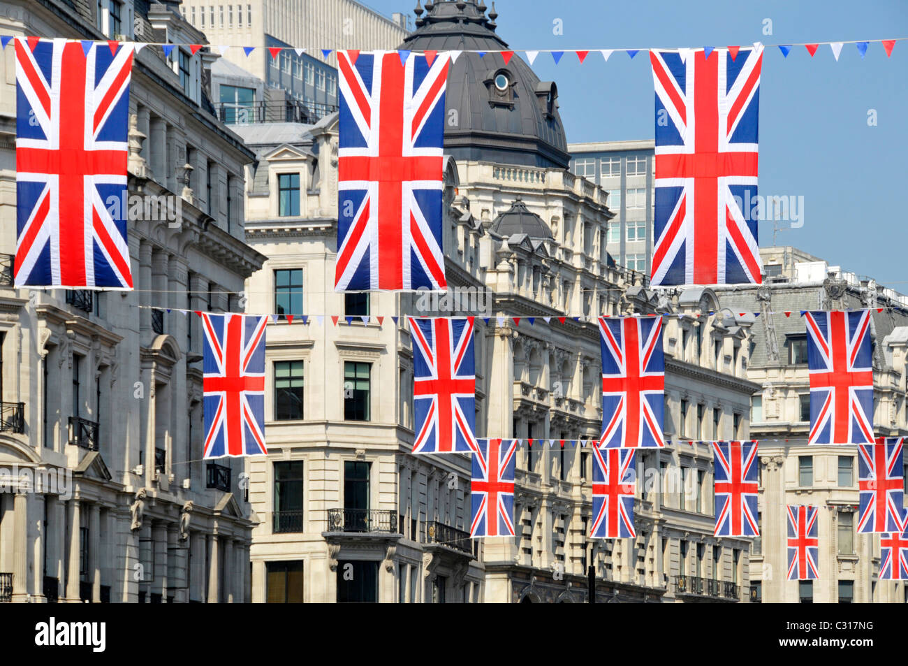 Regent Street London Union Jack Fahnen Stockfoto