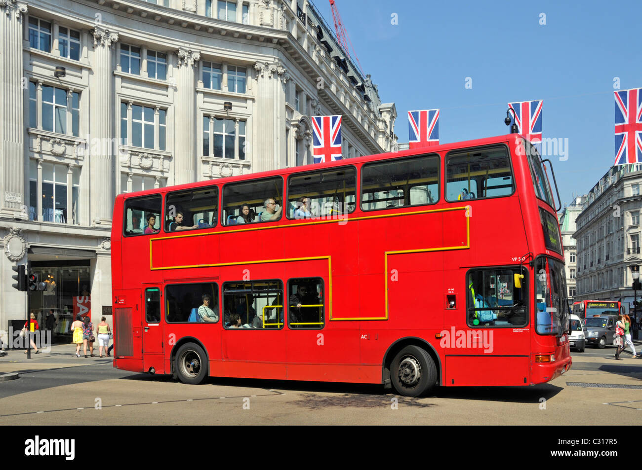 London red Bus an Oxford Circus Kreuzung Stockfoto