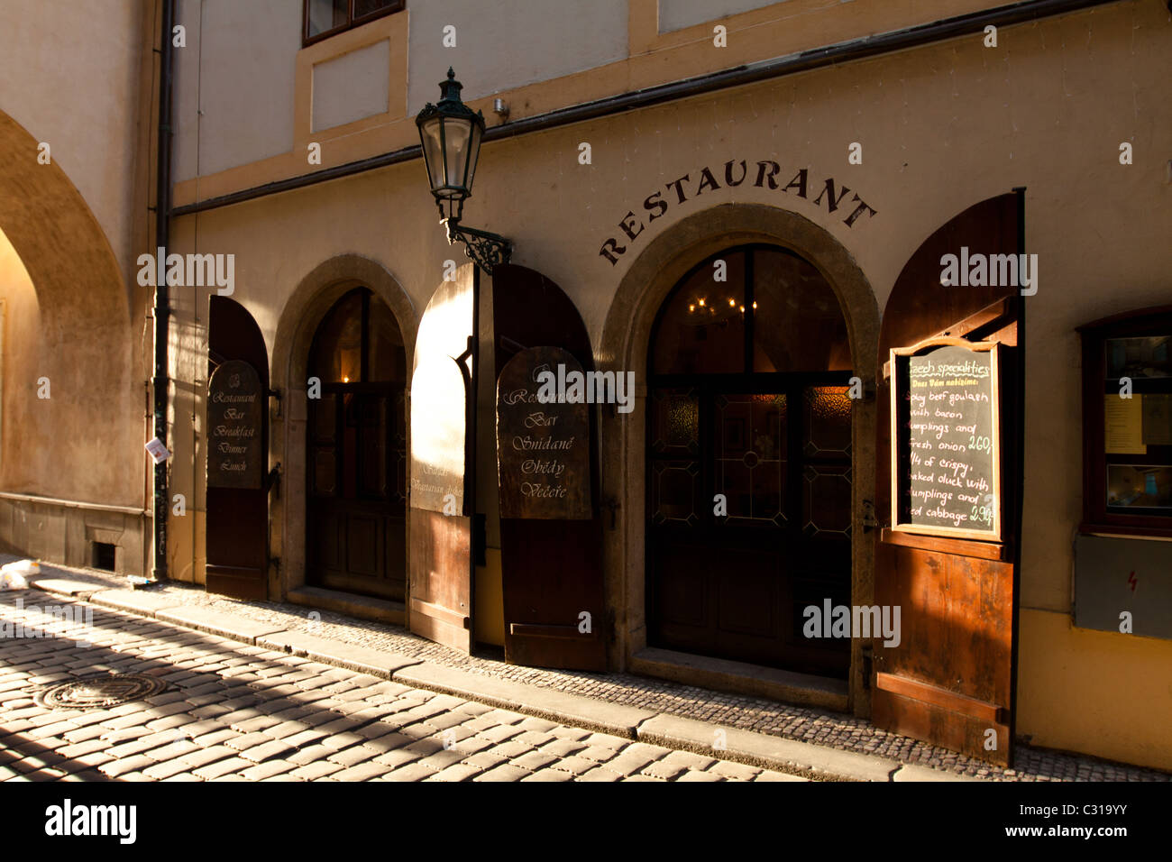Ein Restaurant in der Prager Altstadt Stockfoto
