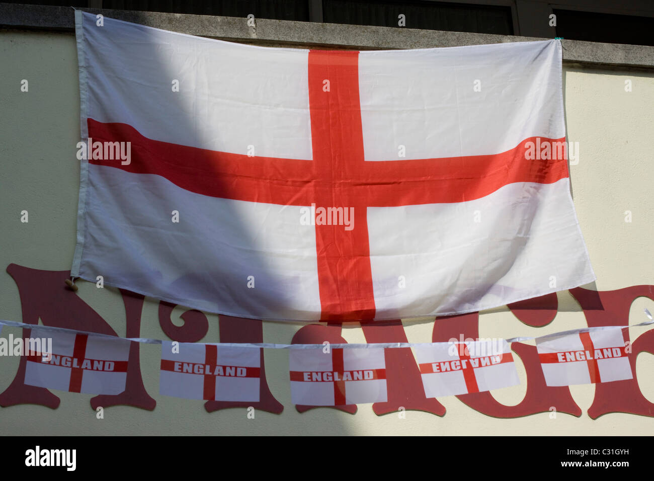 Die Flagge von St. George am St. Georges Day England Stockfoto