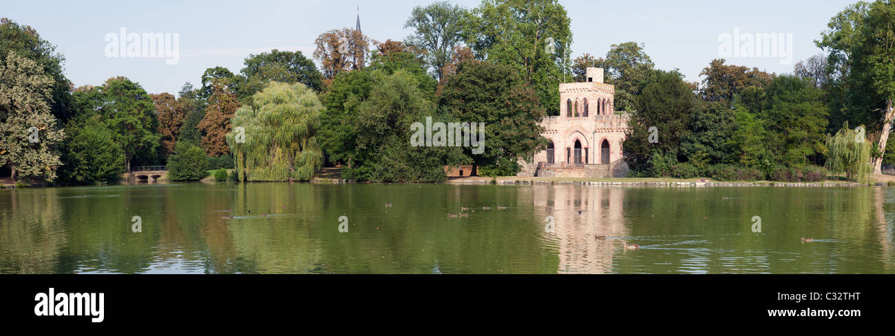 Panorama der Schlosspark Biebrich in Wiesbaden, Deutschland Stockfoto