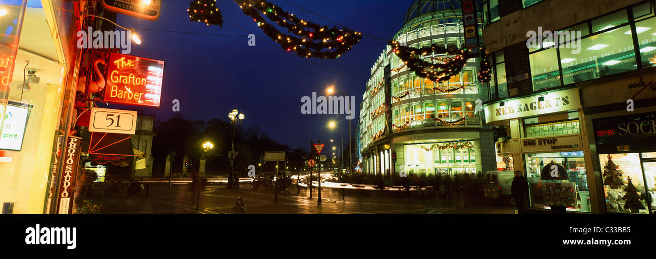 Dublin, Co. Dublin, Irland, Grafton Street und Stephens Green zu Weihnachten Stockfoto