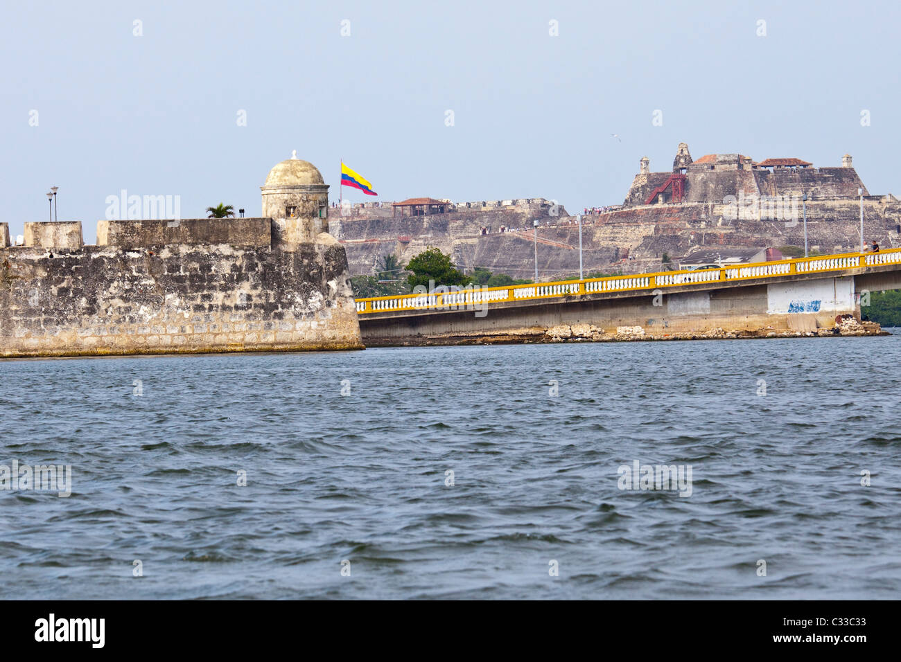 Stadtmauer und Castillo de San Felipe de Barajas, Cartagena, Kolumbien Stockfoto