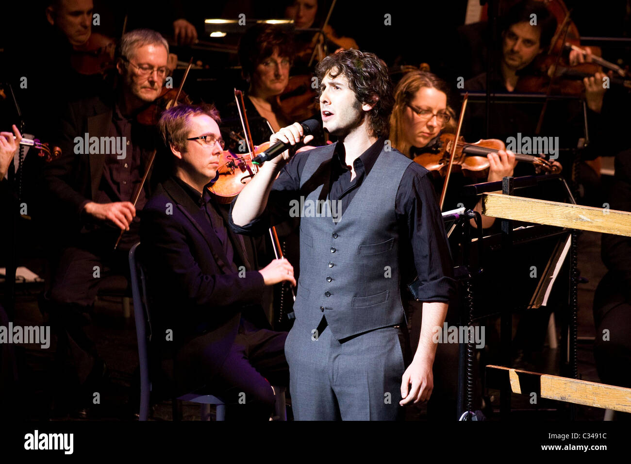 Josh Groban bei den "BBC Radio feiert die Musik von Disney" Event live am Lyceum Theatre. London, England- Stockfoto