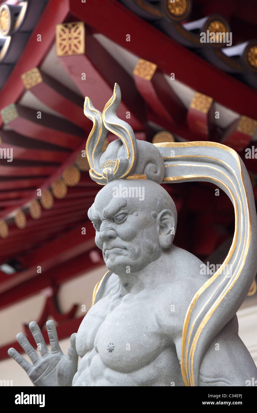 Buddhas Tooth Temple, Singapur Chinatown - außen Dämon Stockfoto Buddhas Tooth Temple, Singapur Chinatown - außen Dämon Stockfoto