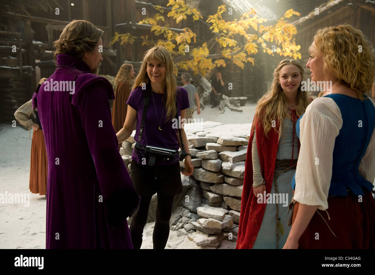 RED RIDING HOOD (2011) Catherine Hardwicke (DIR) GARY OLDHAM AMANDA SEYFRIED 005 MOVIESTORE COLLECTION LTD. Stockfoto