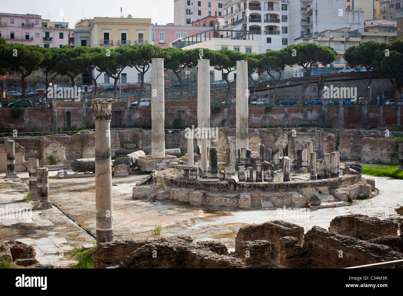 Macellum von Pozzuoli war Marktgebäude der römischen Kolonie Puteoli heute Pozzuoli, Neapel, Italien, Europa Stockfoto