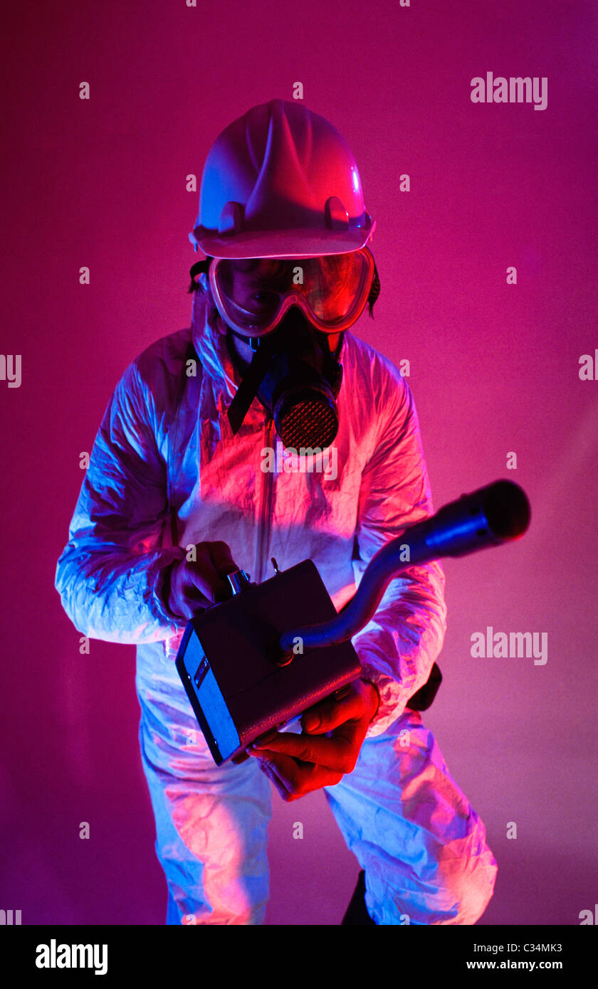Mann, tragen von Schutzkleidung Stockfoto