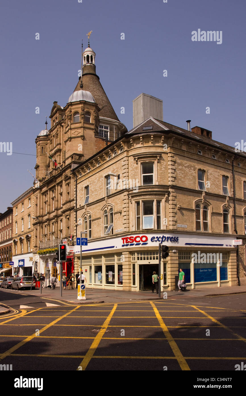 Tesco Express Shop, Granby Street, Leicester, England, UK Stockfoto