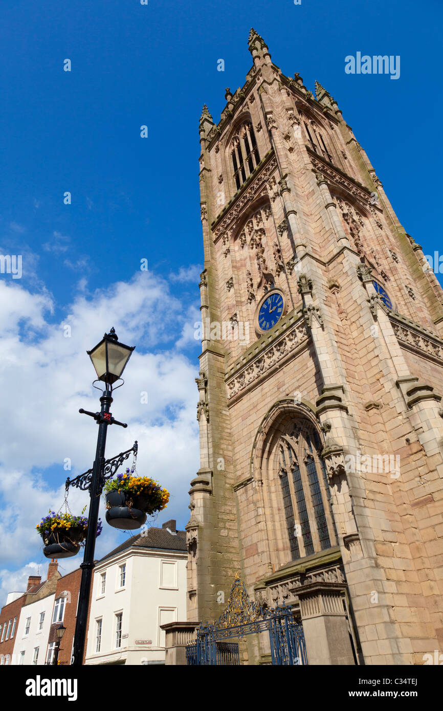 Die Kathedrale von Allerheiligen bekannt als Derby Kathedrale Derby Stadtzentrum Derbyshire England GB UK EU Europa Stockfoto