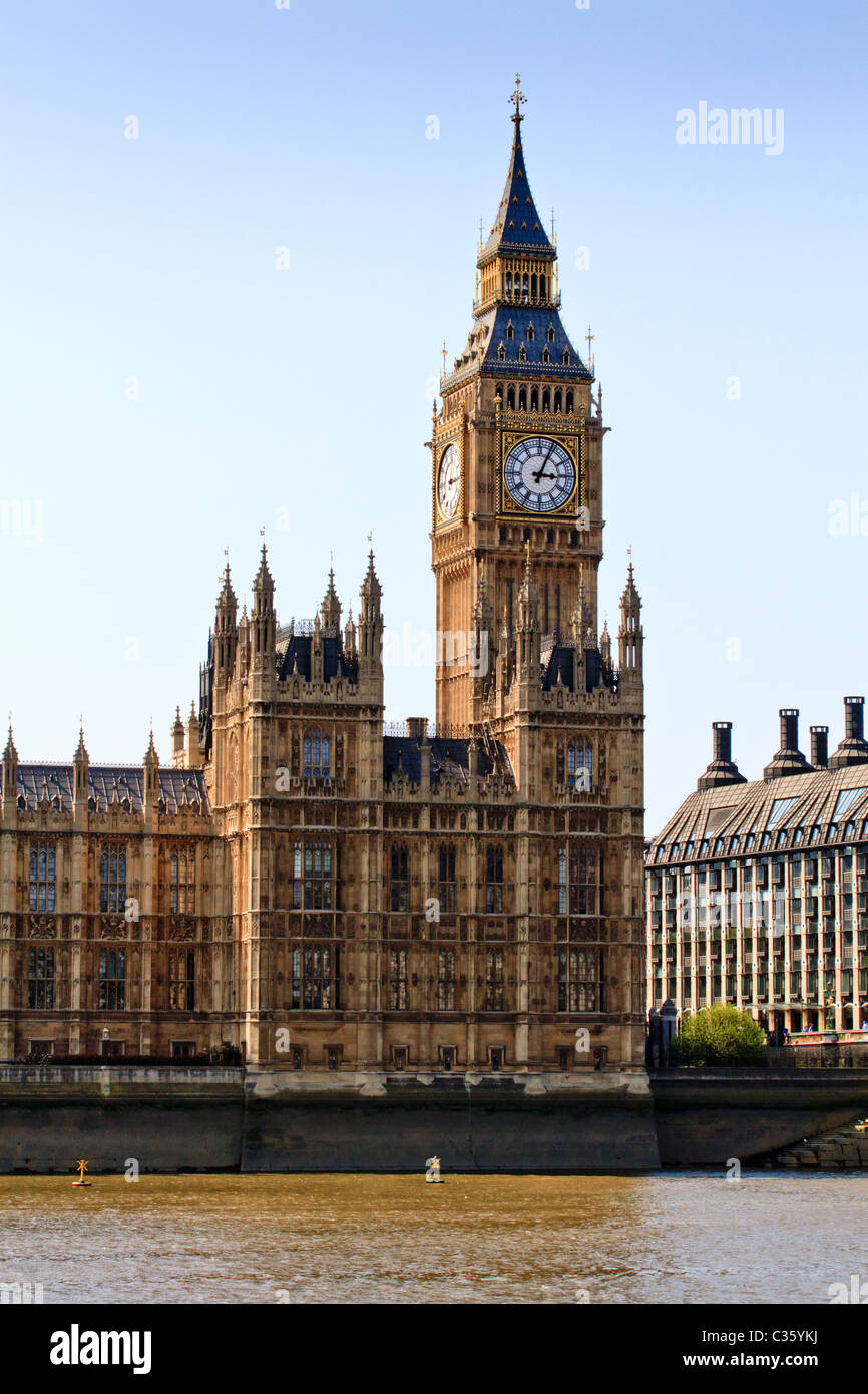 Detail des Palastes von Westminster mit Big Ben Stockfoto