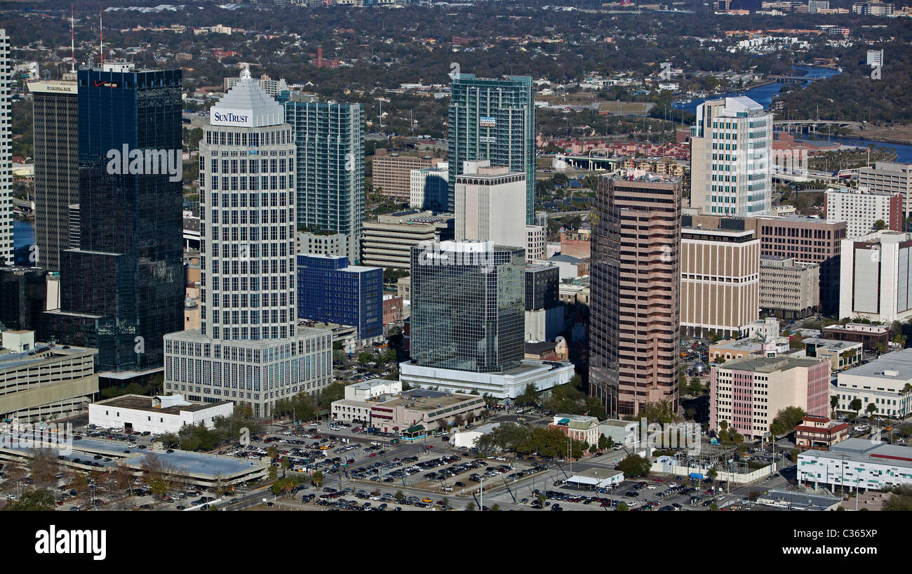 Luftaufnahme über Tampa high-Rise Büro Türme einschließlich Sun Trust Financial Center und Stadtzentrum ein Tampa Florida Stockfoto
