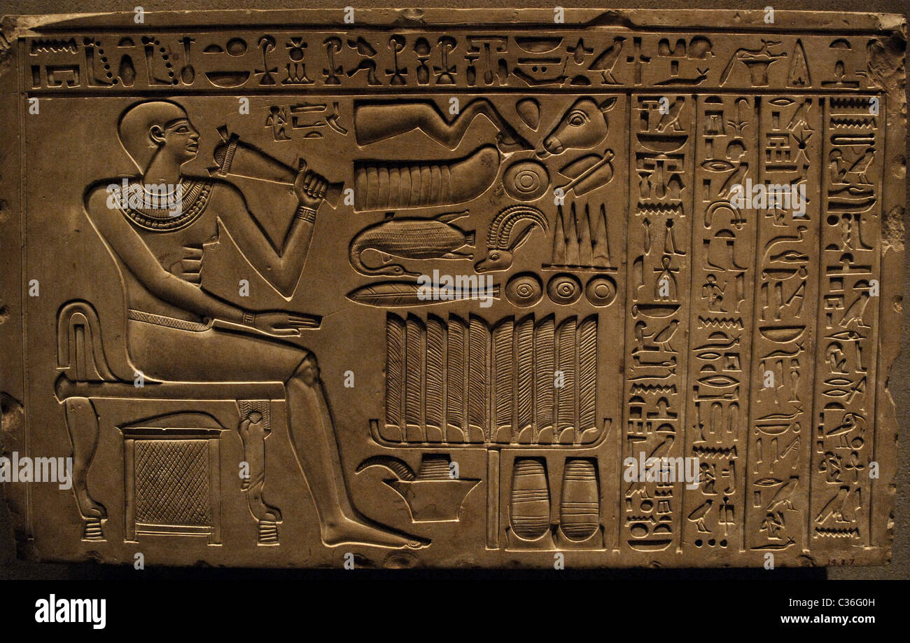 Ägyptische Kunst. Funerary Stele der Gatekeeper-Maaty. Erste Zwischenperiode. 11. Dynastie. Herrschaft von Mentuhotep II. Stockfoto