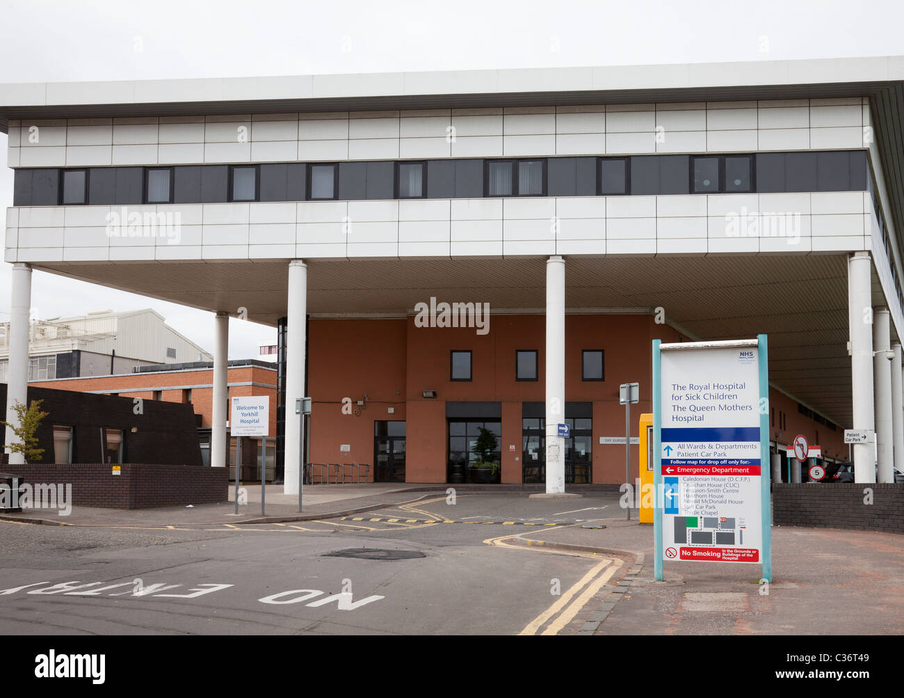 Haupteingang des Royal Hospital für kranke Kinder, Yorkhill, Glasgow, Schottland, UK, normalerweise genannt "Sick Kids" Stockfoto