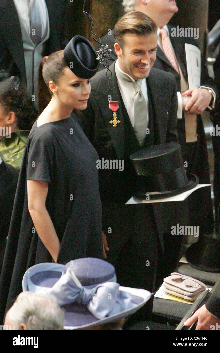 David und Victoria Beckham bei der Hochzeit von Prinz William und Catherine Middleton in Westminser Abbey Stockfoto