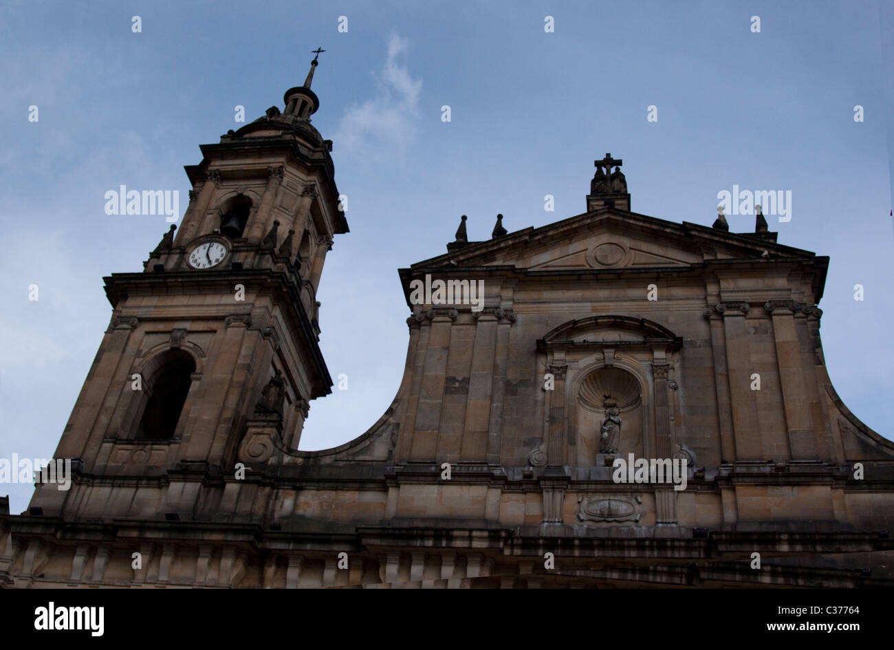 Catedral Primada y Plaza Bolivar Bogota Kolumbien Stockfoto