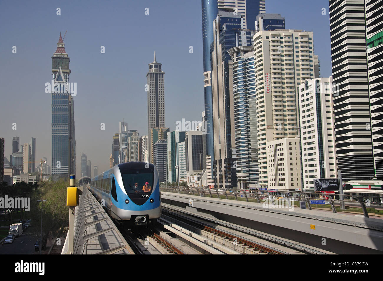 Trade Centre Dubai Metro-Station, Downtown Dubai, Dubai, Vereinigte Arabische Emirate Stockfoto