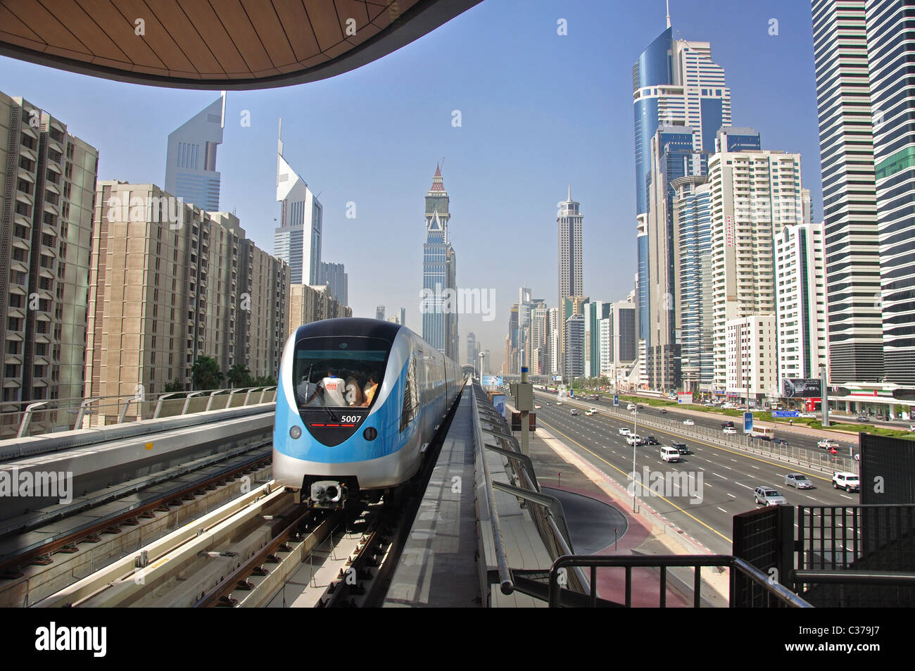Trade Centre Dubai Metro-Station, Downtown Dubai, Dubai, Vereinigte Arabische Emirate Stockfoto