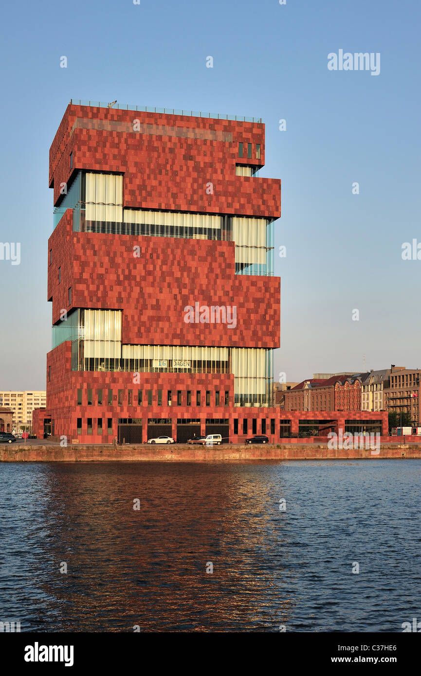 Das MAS-Museum / Museum Aan de Stroom im Hafen von Antwerpen, Belgien Stockfoto