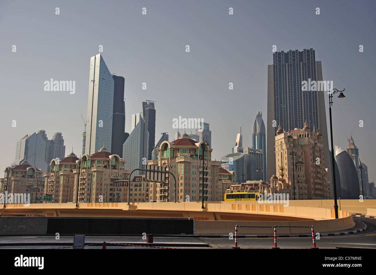 Wolkenkratzer in der Innenstadt von Dubai, Dubai, Vereinigte Arabische Emirate Stockfoto