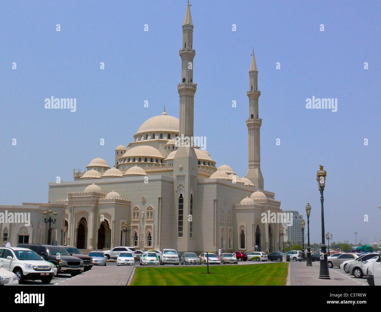 Jumeirah Moschee, Dubai. Die berühmte Moschee ist muslimischen und nichtmuslimischen besichtigt. Stockfoto