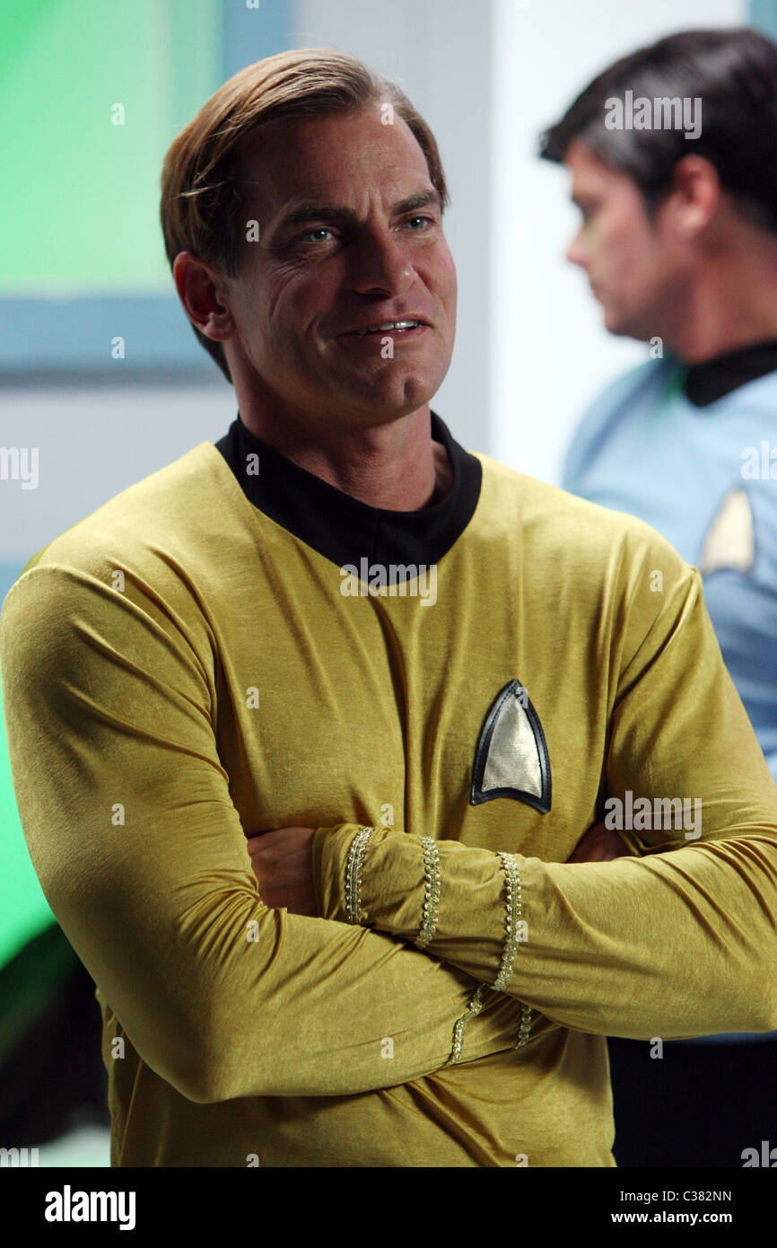 * Set zu betäuben: Star Trek dreifach Schock Fans CAPTAIN KIRK und Mr. SPOCK wird viele STAR TREK-Fans wildesten Fantasien erfüllen Stockfoto