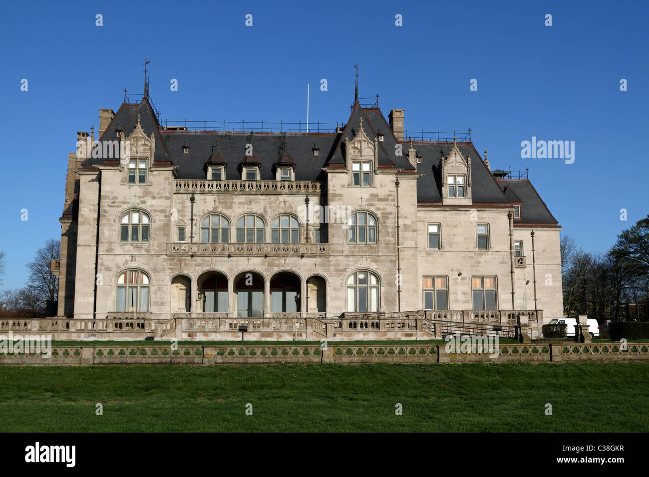 Salve Regina University. Ocker Gericht Verwaltungsgebäude. Newport, Rhode Island, USA. Stockfoto