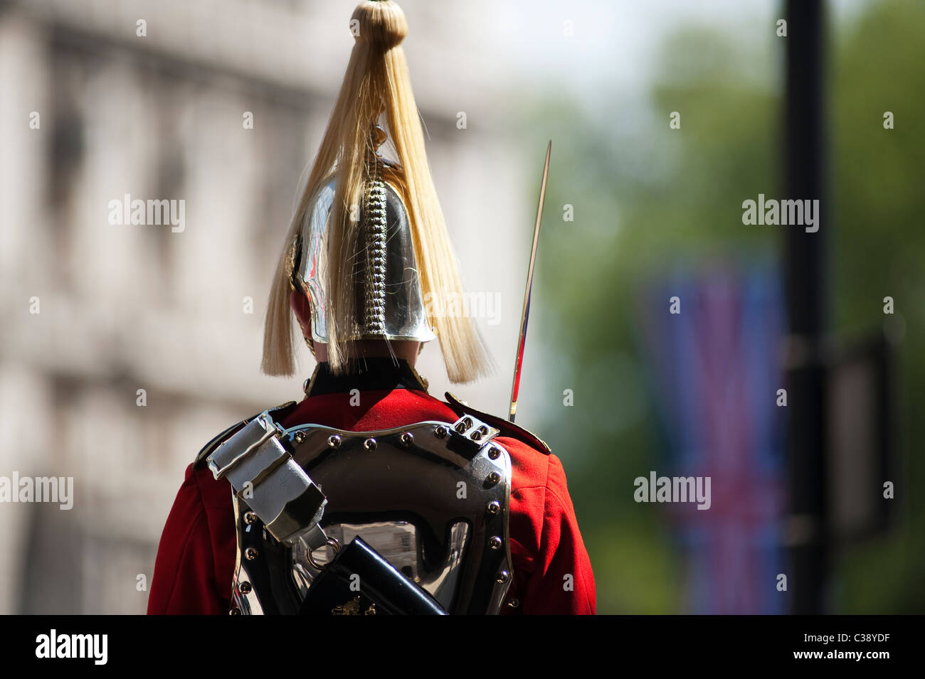 Eine Wache die Leibgarde wieder stramm Horseguards Parade im Zentrum von London anzeigen Stockfoto