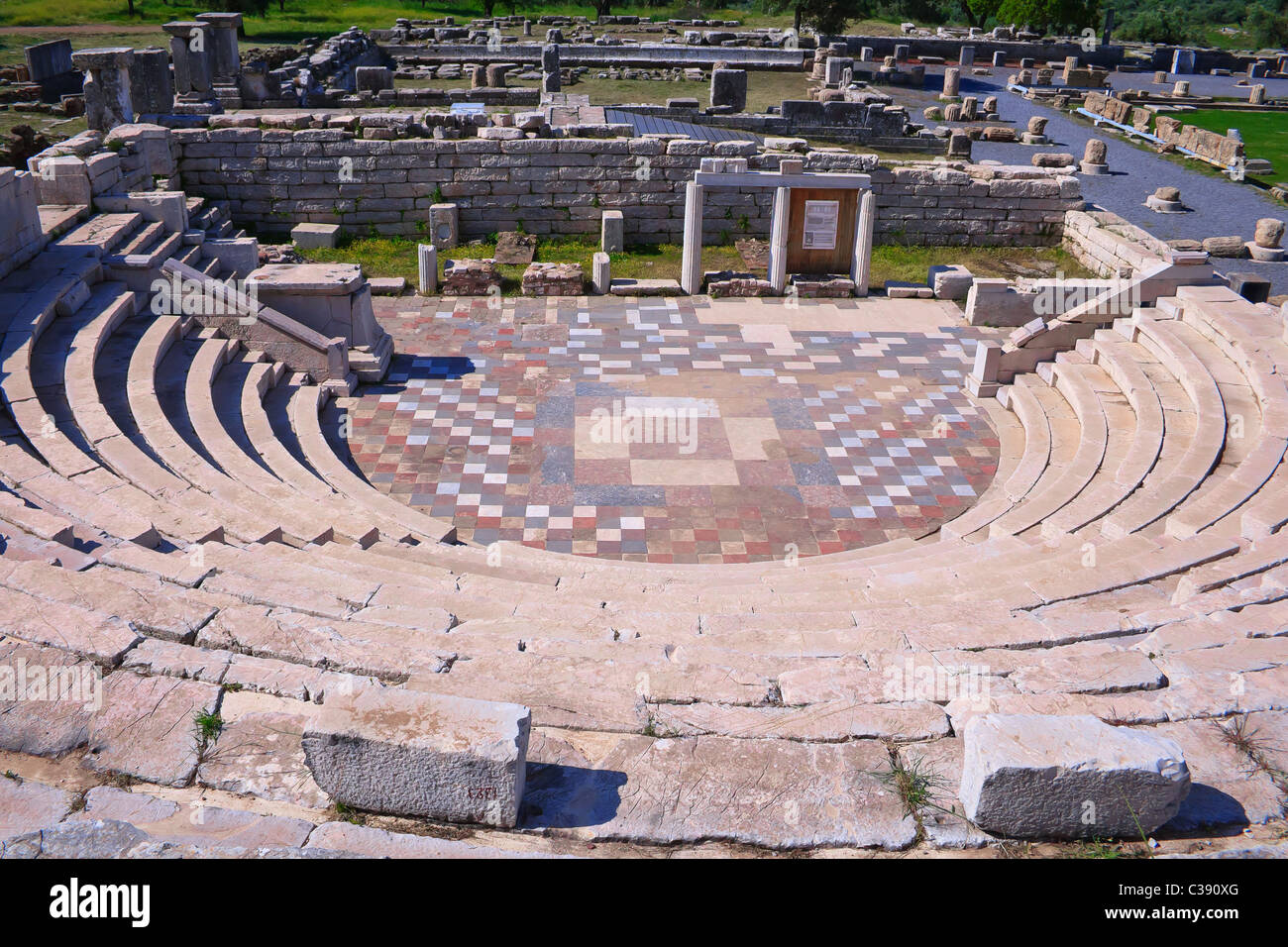 Antike griechische Amphitheater in antiken Messini in Griechenland Stockfoto