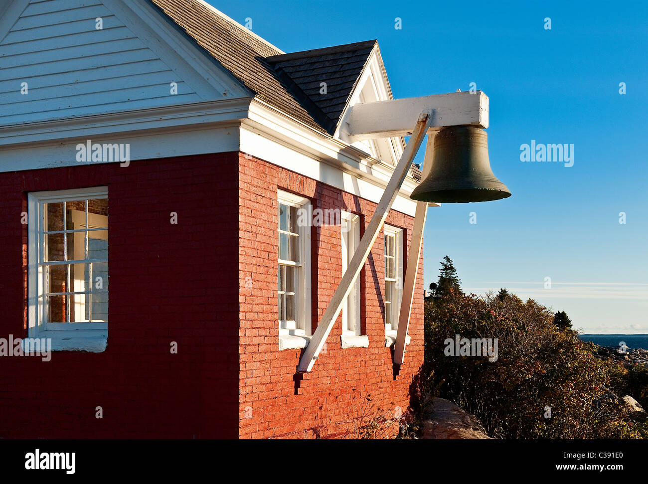 Pemaquid Point Light Station Bellhouse, Muscongus Bay, Bristol, Maine, USA. 1827 Stockfoto