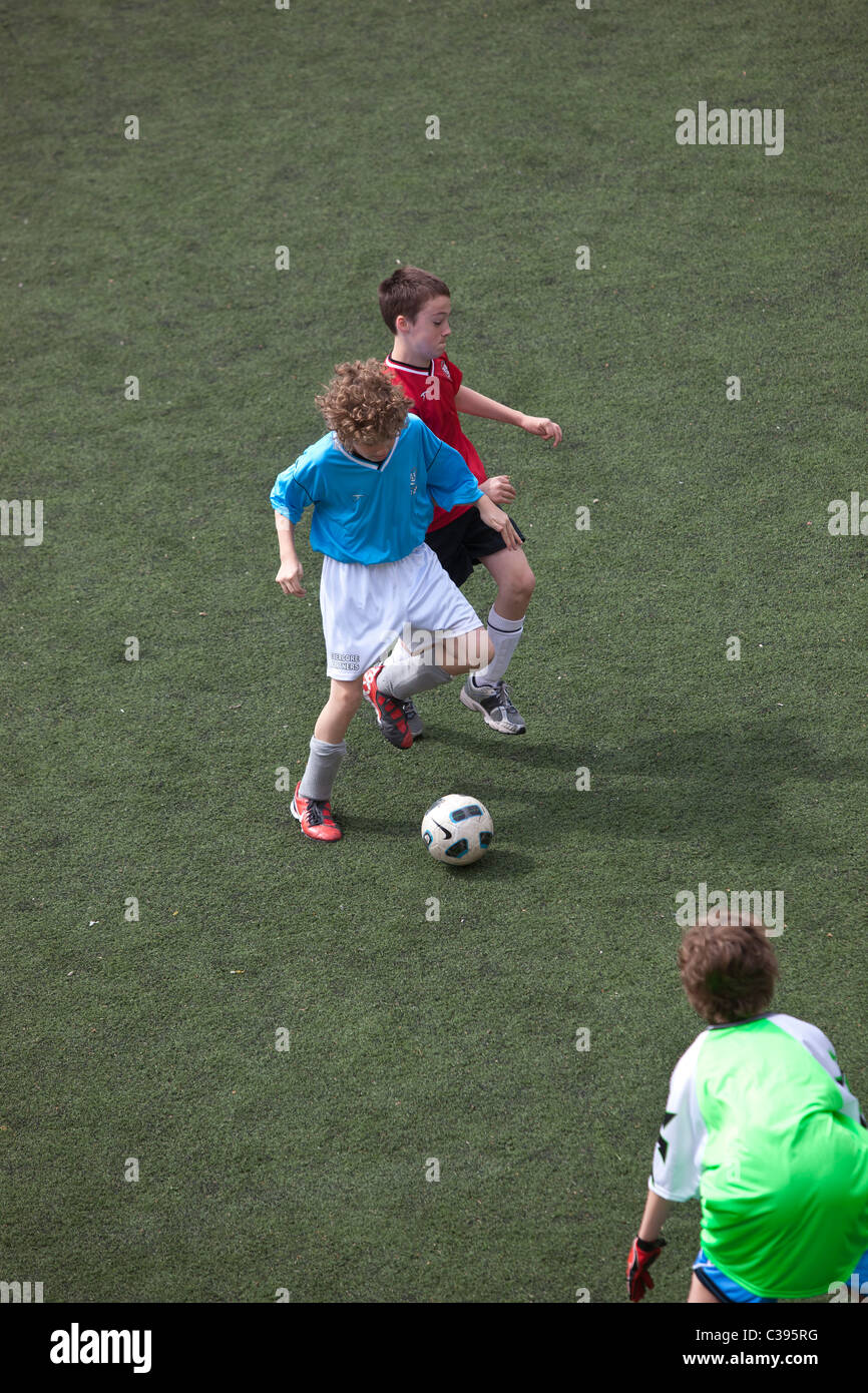 Jungen Fußball Spiel Action. Stockfoto