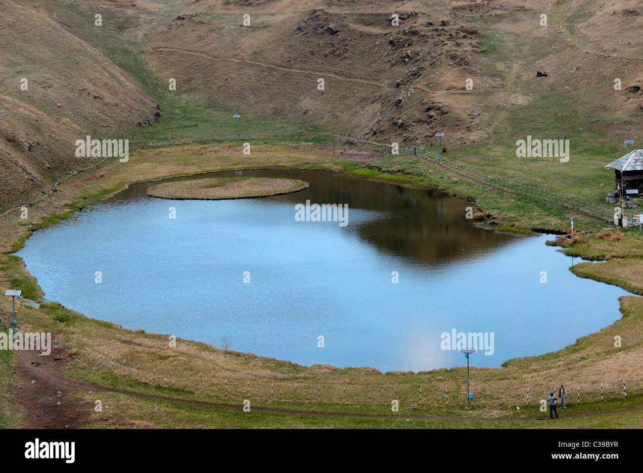 Prashar See, Mandi Bezirk von Himachal Pradesh, Indien Stockfoto