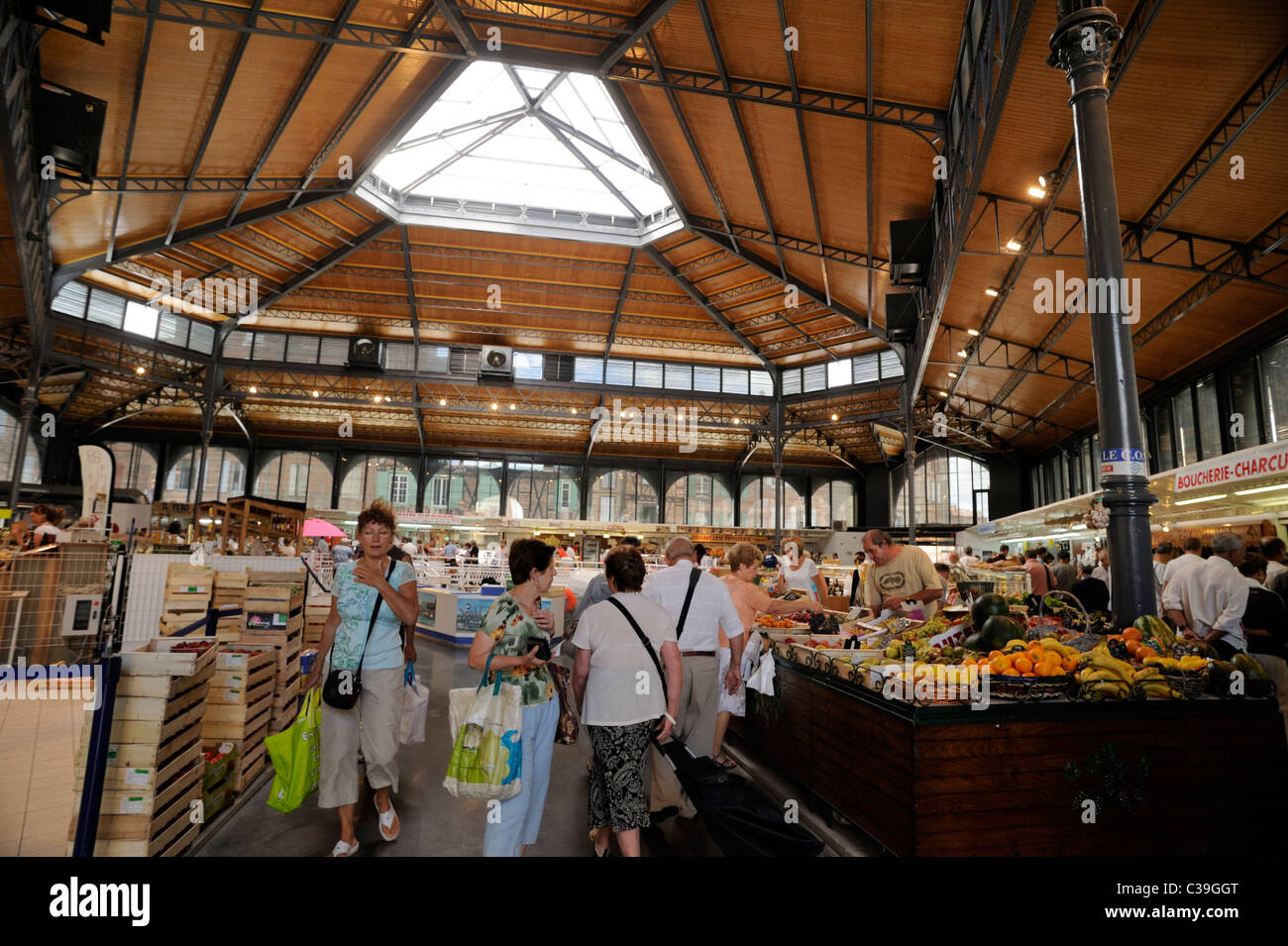 Markthalle in Albi, Frankreich Stockfoto
