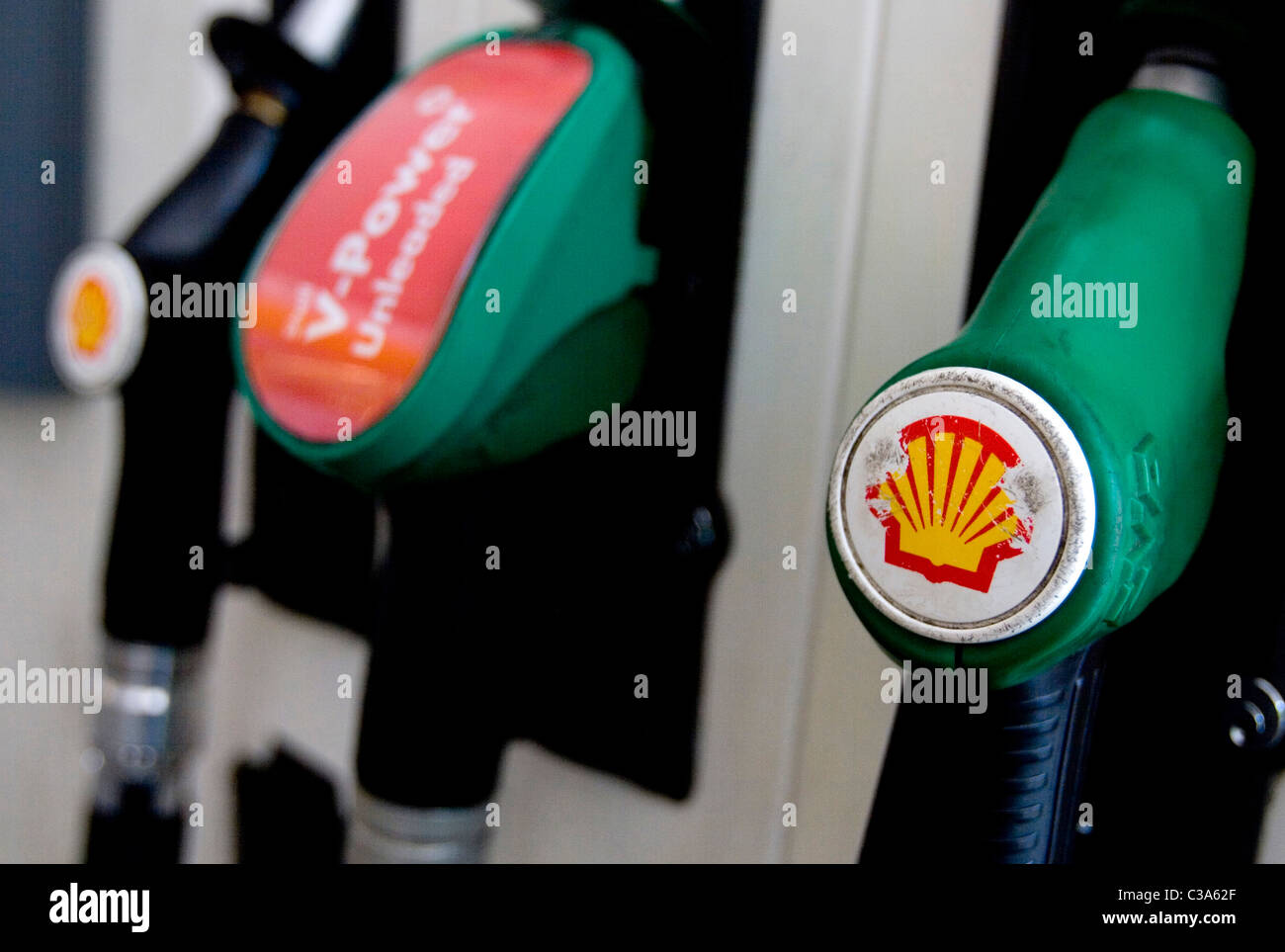 Anschauliches Bild einer Shell-Tankstelle, London. Stockfoto