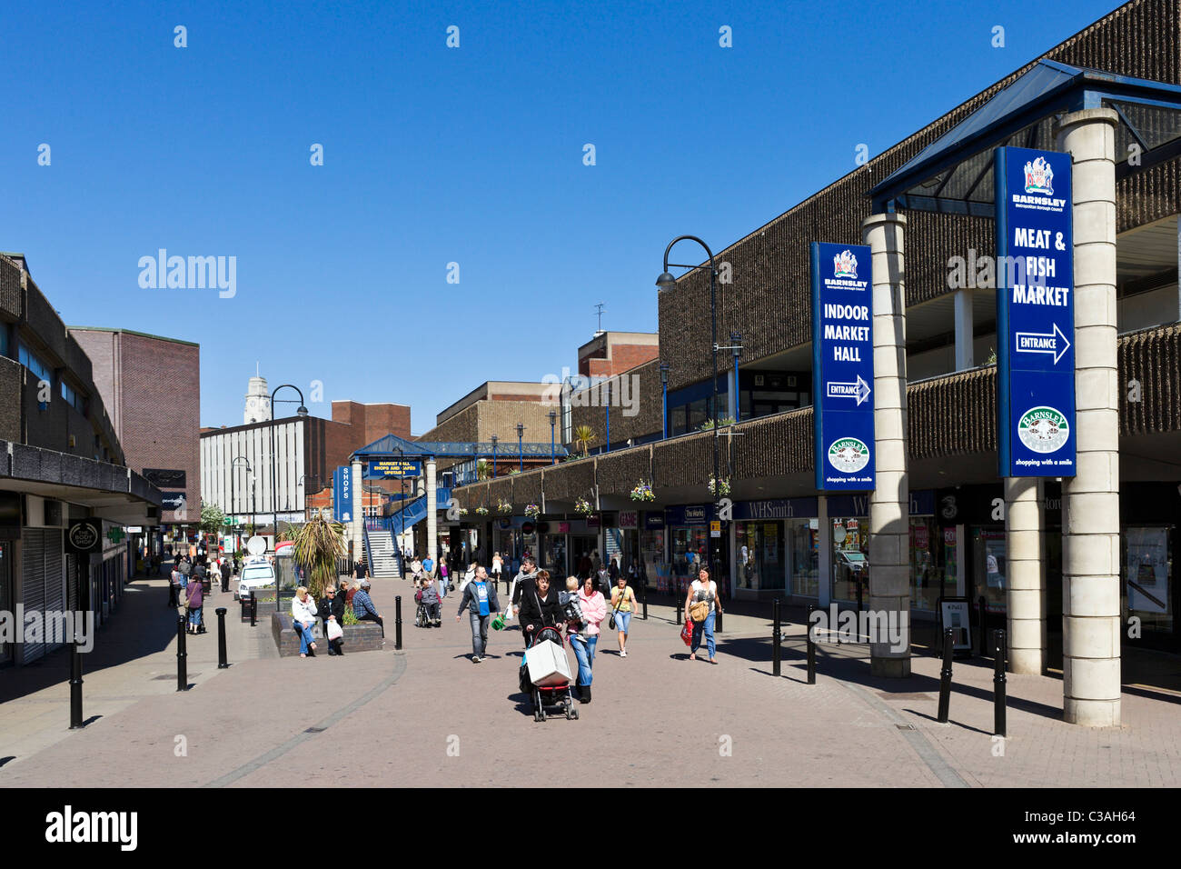 Eingang zum Barnsley-Markt auf Cheapside im Zentrum Stadt, Barnsley, West Yorkshire, Großbritannien Stockfoto