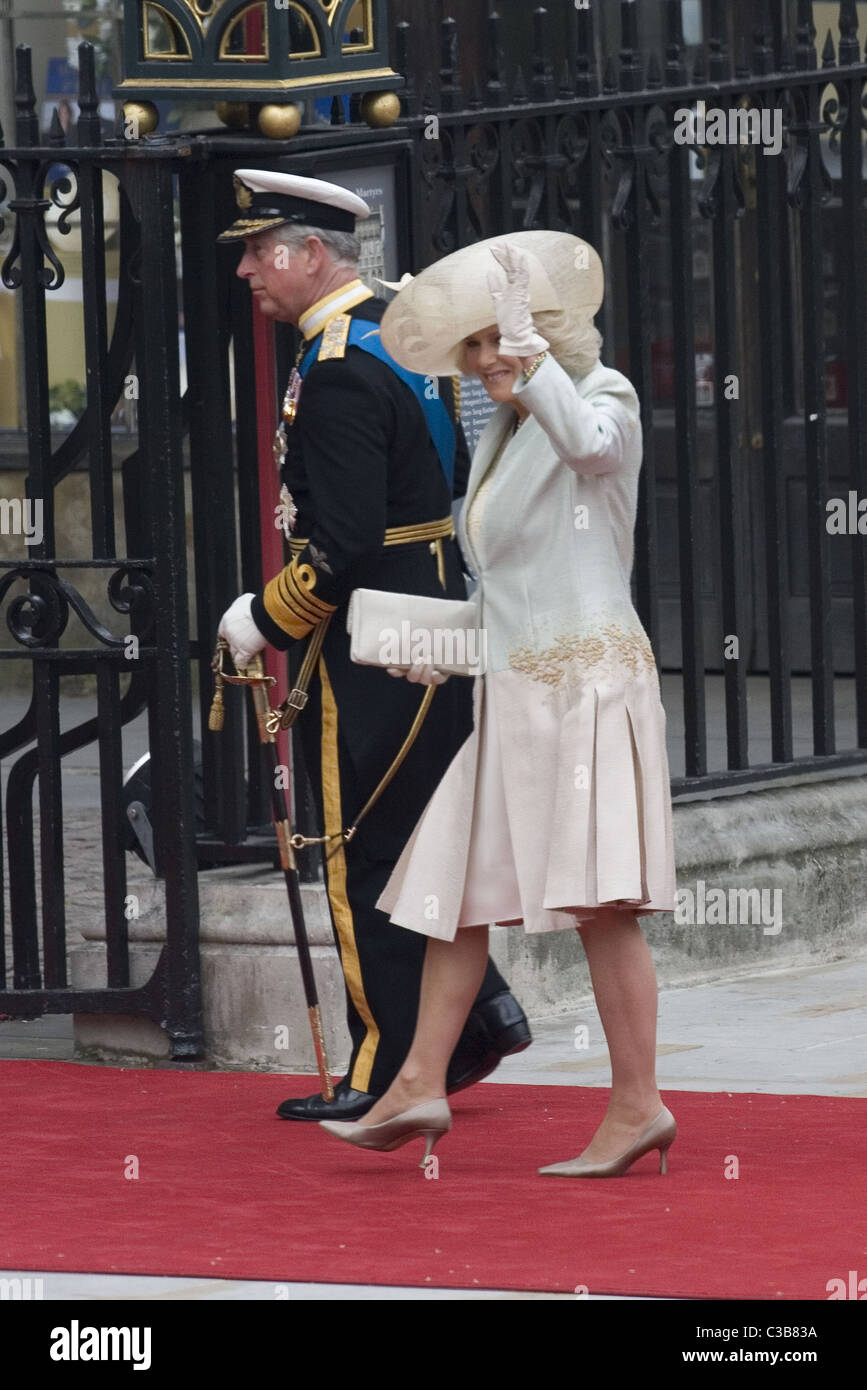 Die Hochzeit von Prinz William und Catherine Middleton. 29. April 2011 kommen Prinz Charles und Camilla in der Westminster Abbey. Stockfoto