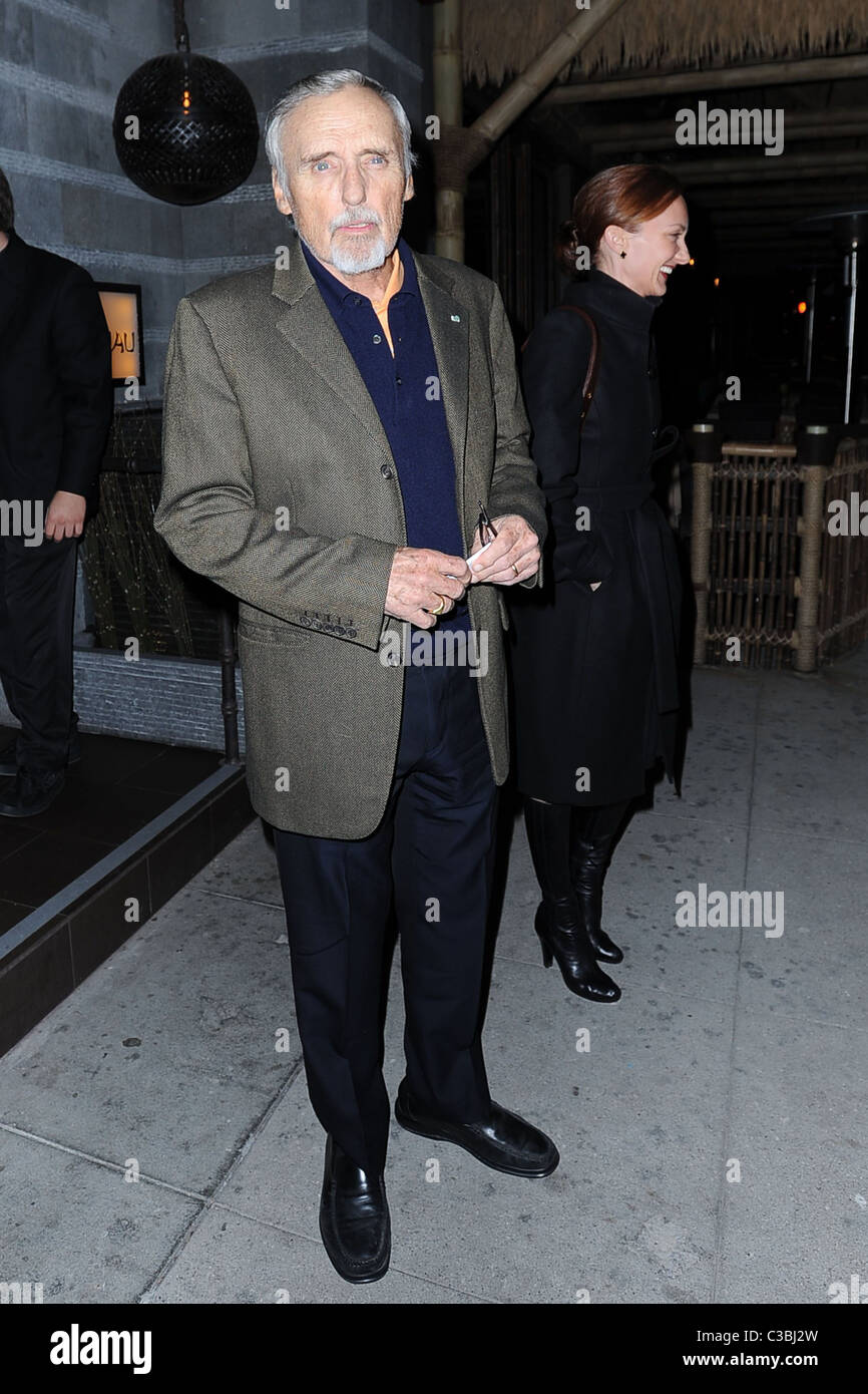 Dennis Hopper und Ehefrau Victoria Duffy verlassen Luau Restaurant in Beverly Hills, Los Angeles, Kalifornien - 16.12.08: Stockfoto