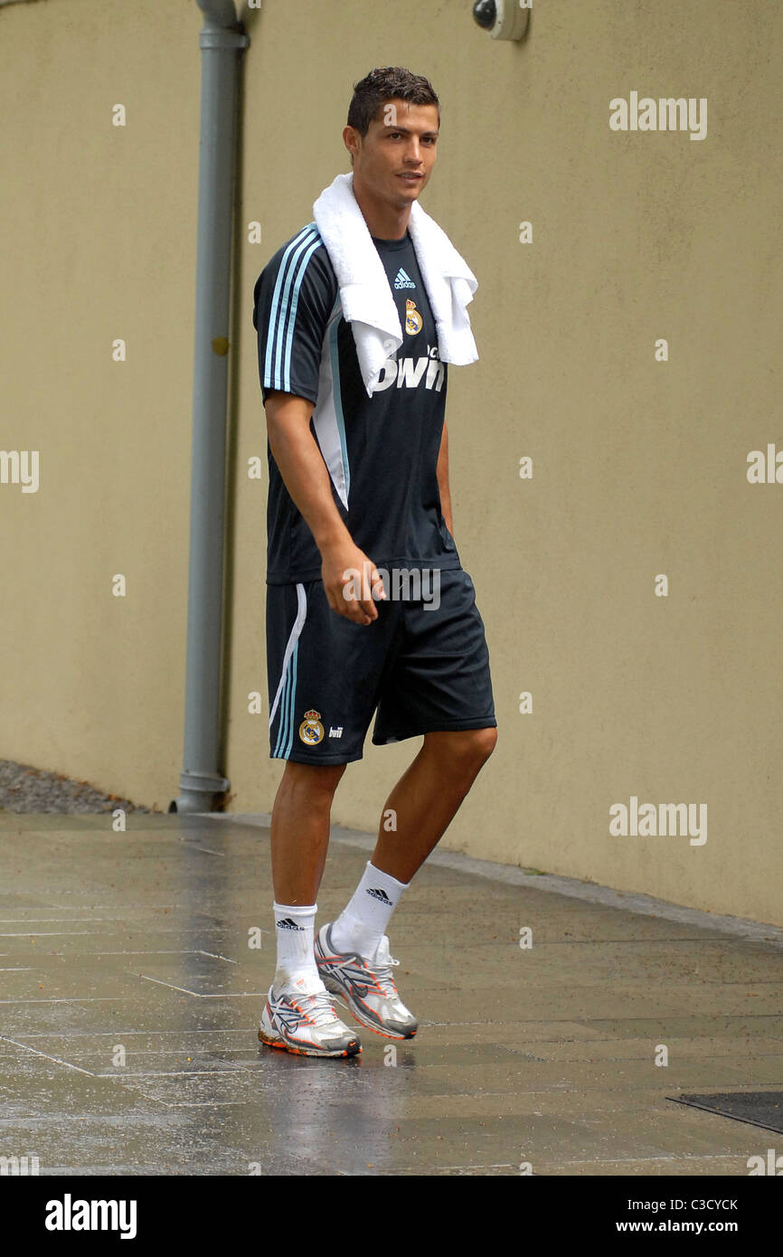 Cristiano ronaldo training shoes hotsell