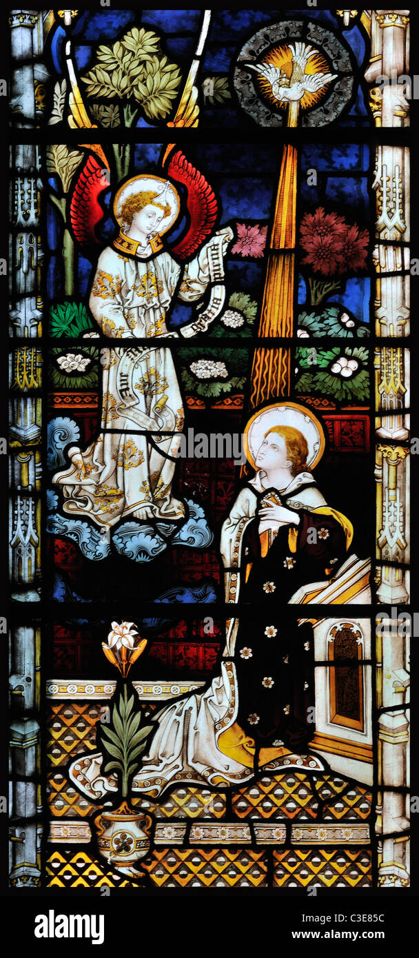 Viktorianische Glasfenster, die Darstellung der Verkündigung, King's Lynn, Norfolk, England Stockfoto