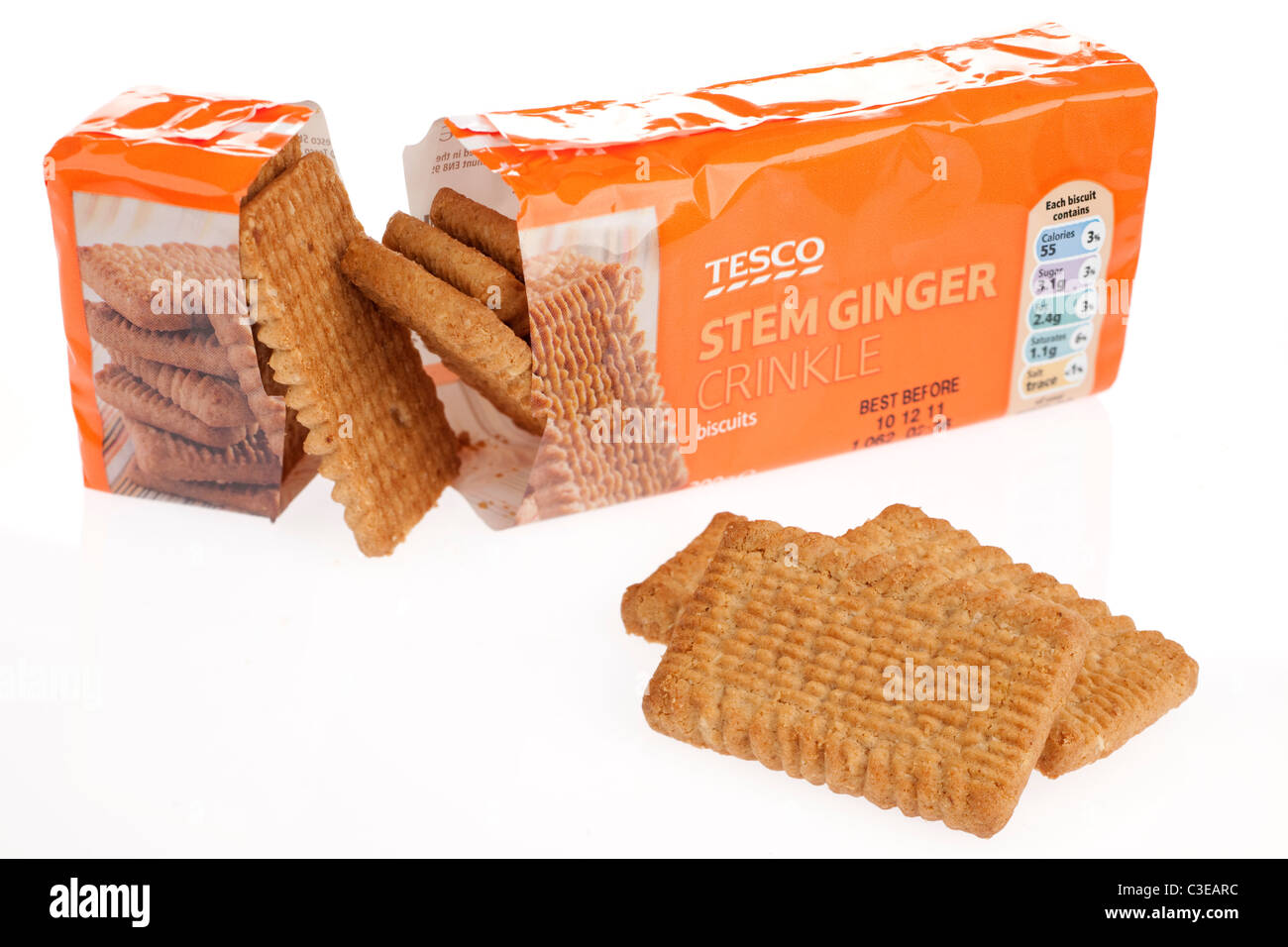 Paket von Tesco Stem Ginger crinkle Kekse Stockfoto