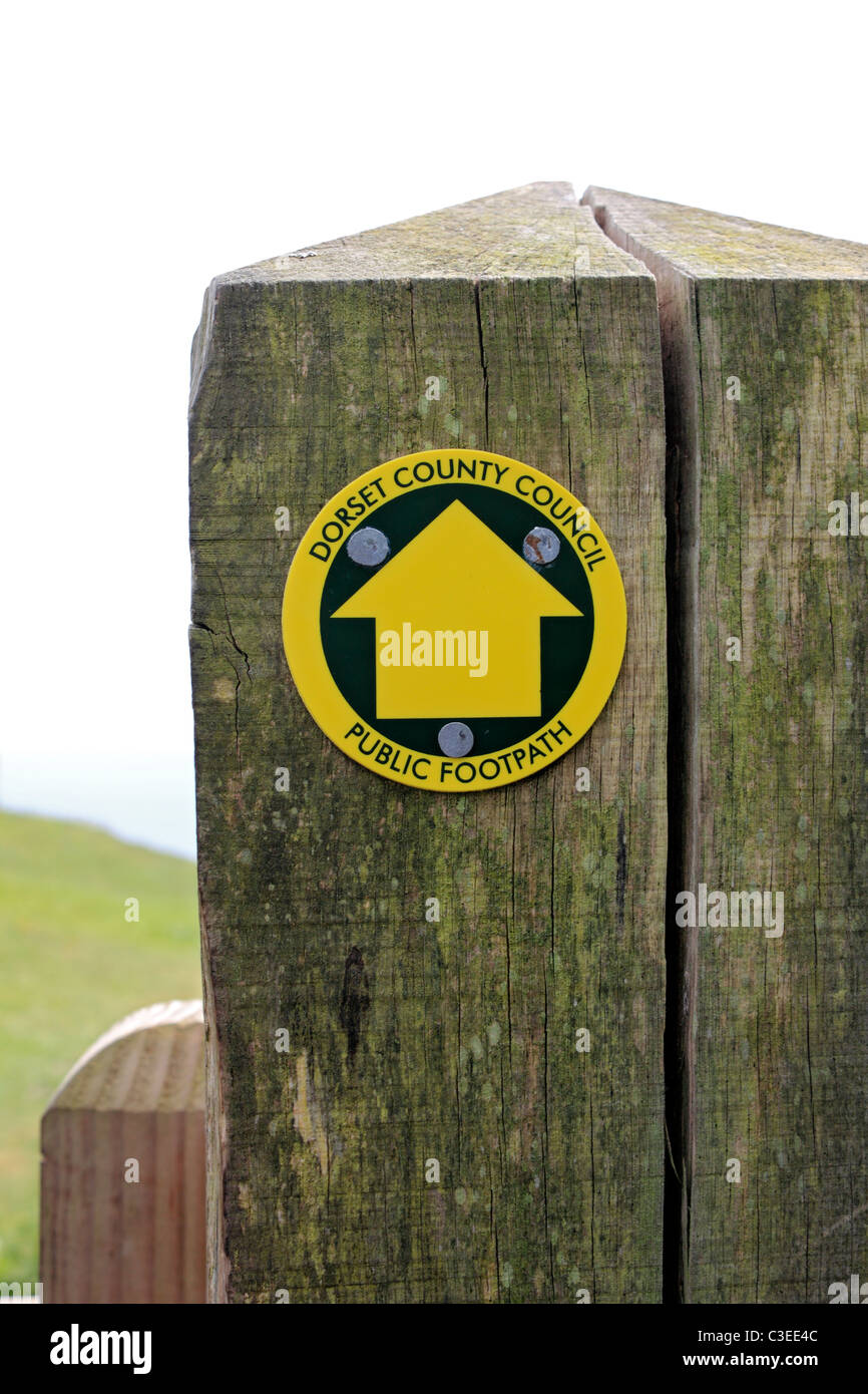 Dorset Grafschaftsrat öffentlichen Fußweg auf dem Land England UK Stockfoto