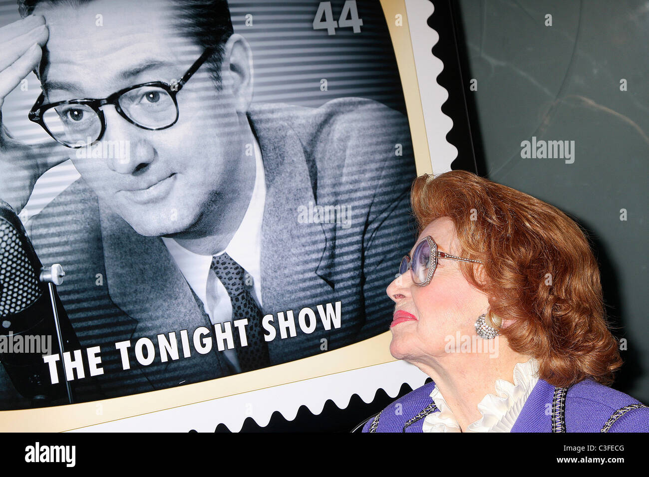 Jayne Meadows USPS "Frühen TV Erinnerungen" Briefmarken vorgestellt auf der Television Arts & Akademie in Nort Hollywood Los Stockfoto