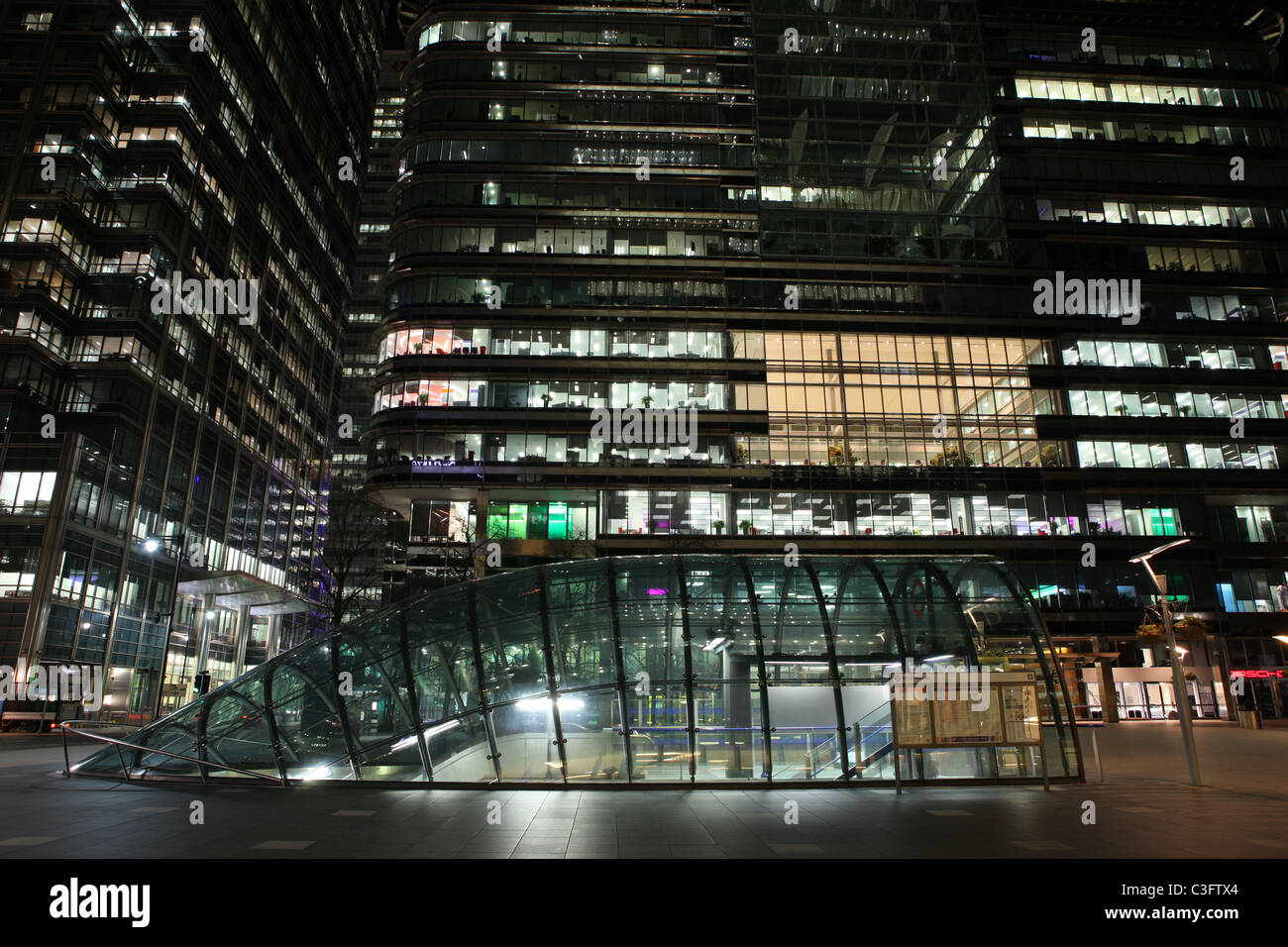 Canary Wharf-Bahnstation, London. Stockfoto