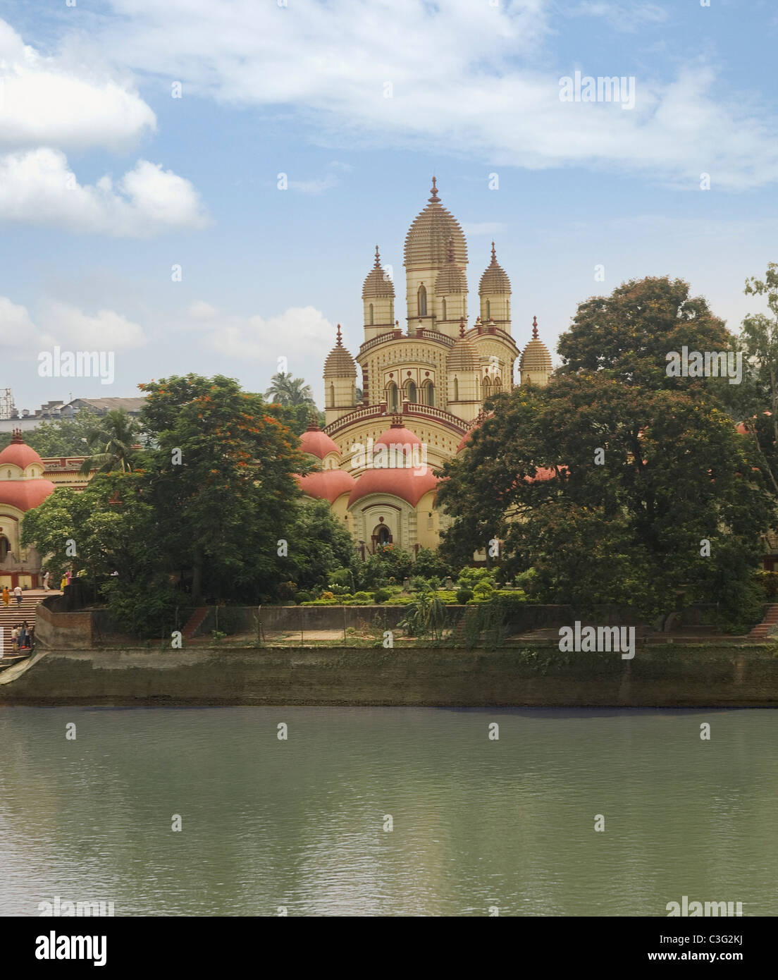 Tempel an der Waterfront, Dakshineswar Kali Tempel, Hooghly River, Kolkata, Westbengalen, Indien Stockfoto