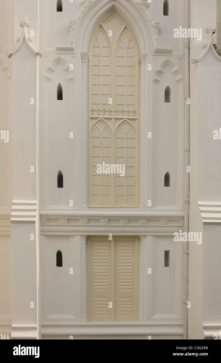 Fenster der Kathedrale, St. Pauls Cathedral, Kolkata, Westbengalen, Indien Stockfoto