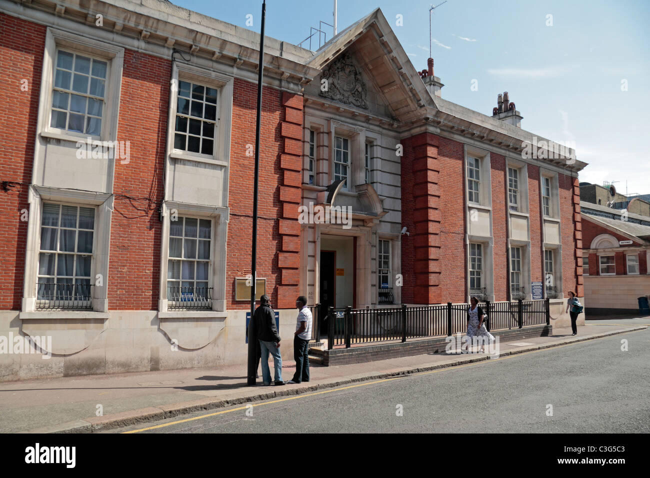 Woolwich Magistrates' Court (South Eastern Division) in Woolwich Stadtmitte, East London, UK. Stockfoto