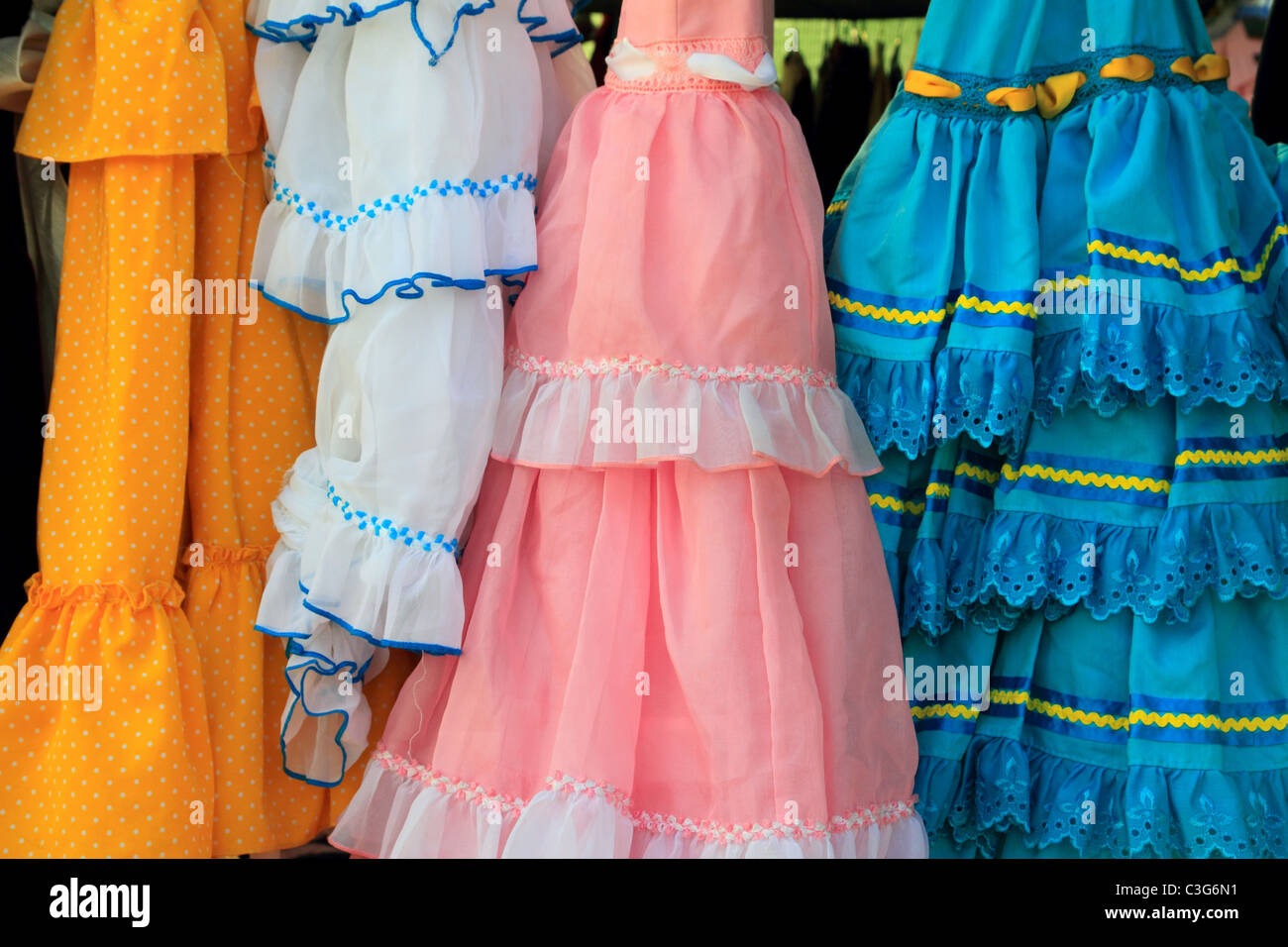 Zigeuner Rüsche Kleid bunt andalusischen Spanien Kostüme Stockfoto