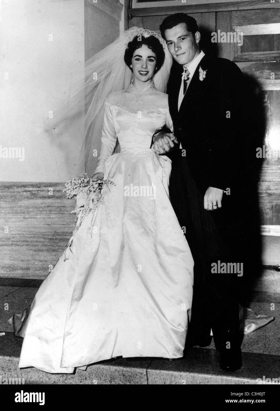Elizabeth taylor ehemann conrad Fotos und Bildmaterial in hoher Auflösung Alamy