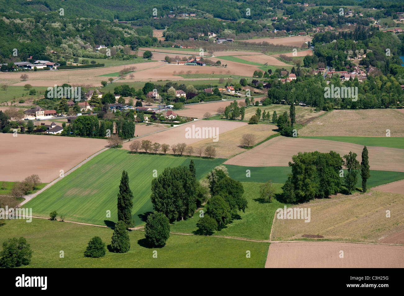 Ein Blick auf die Dordogne-Tal von der hübsche Bastide Stadt Domme, Dordogne Frankreich EU Stockfoto