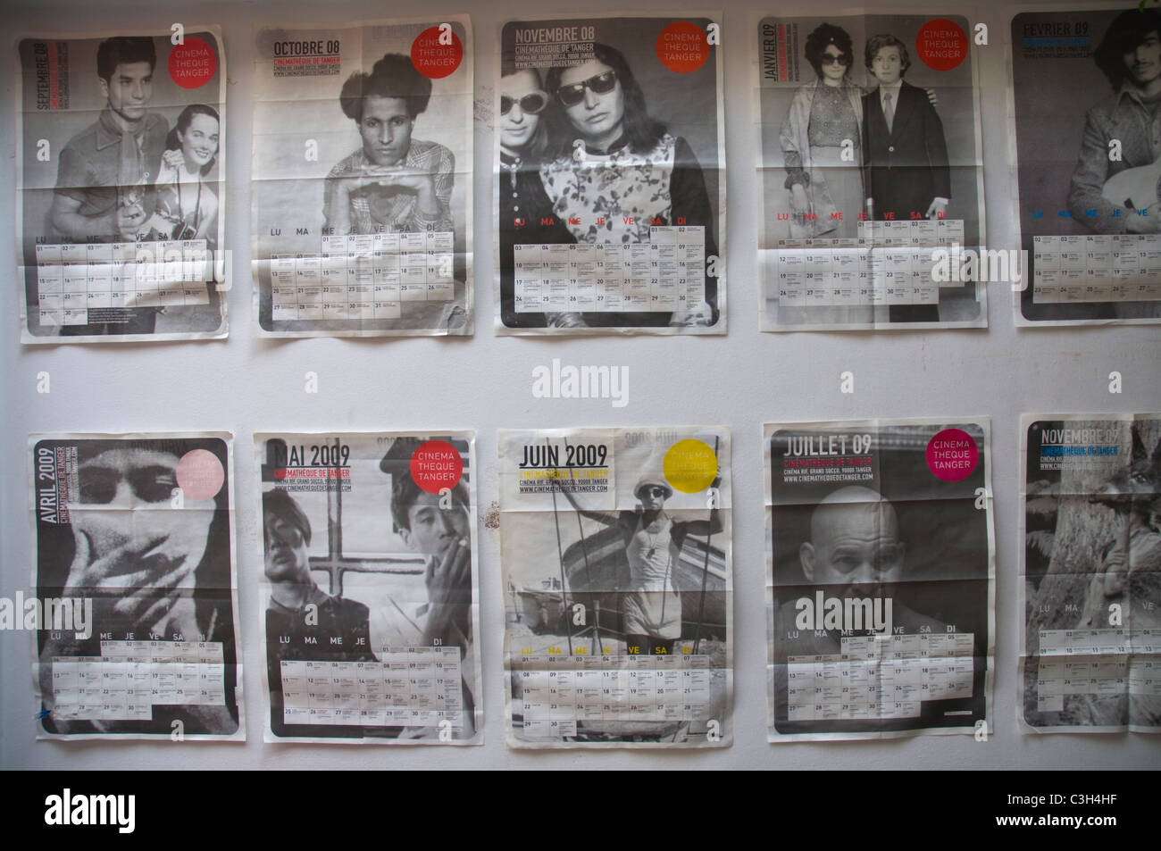 Filmplakate Kino Rif am Grand Socco Quadrat Tanger Marokko in Nordafrika Stockfoto